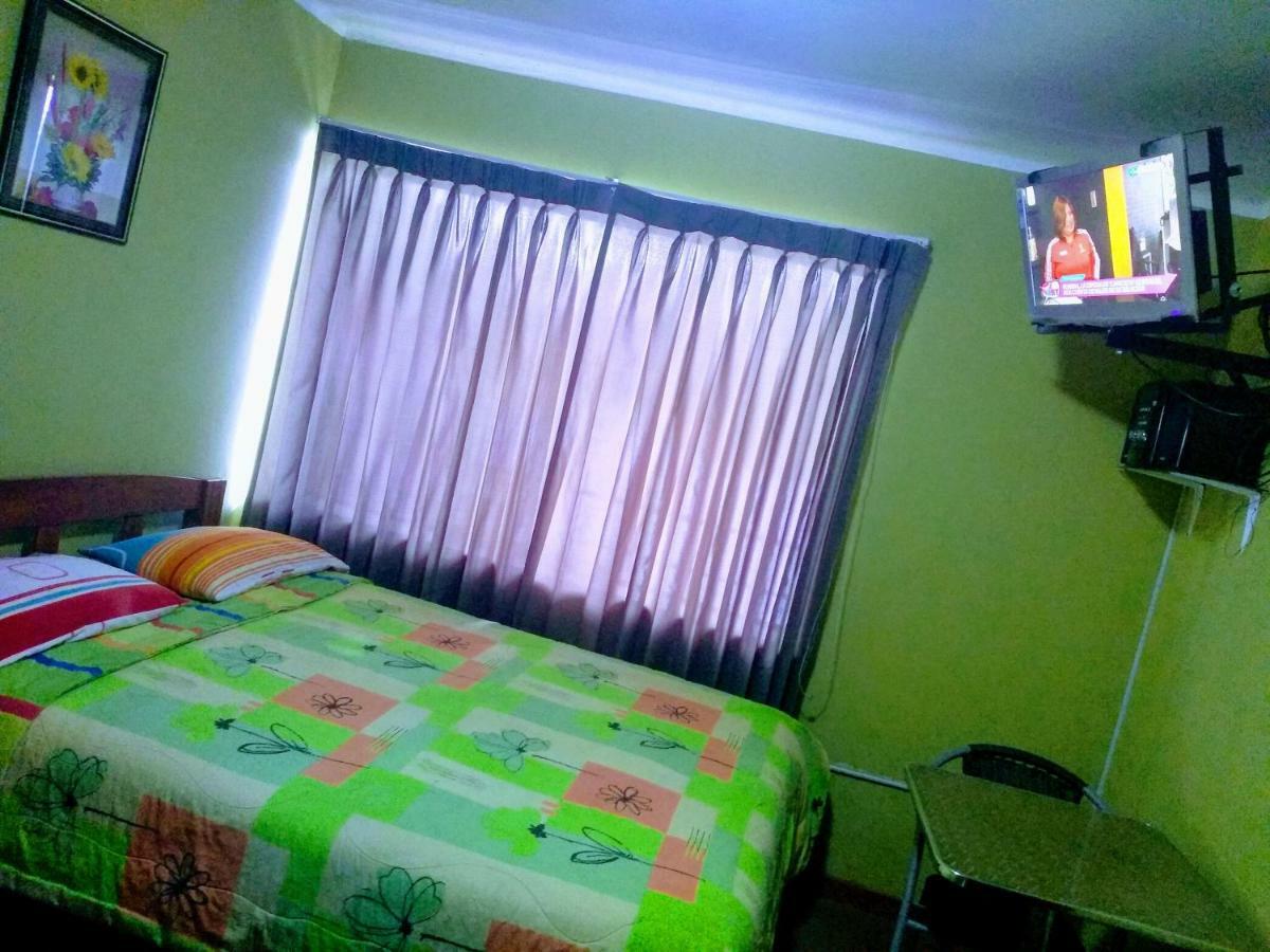 Casa Blanca Hospedaje Huamancaca Esterno foto