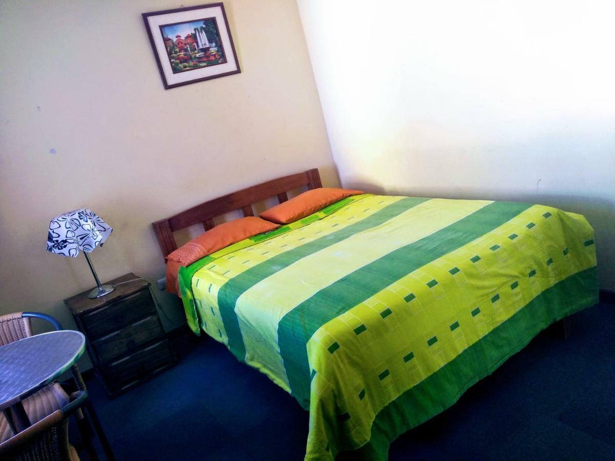 Casa Blanca Hospedaje Huamancaca Esterno foto