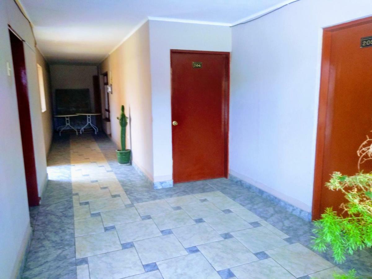 Casa Blanca Hospedaje Huamancaca Esterno foto