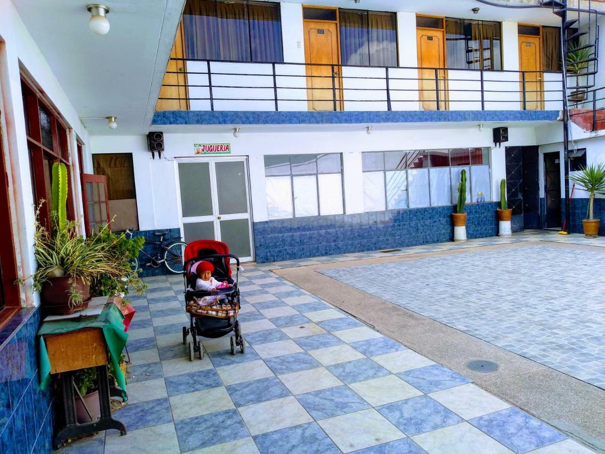 Casa Blanca Hospedaje Huamancaca Esterno foto
